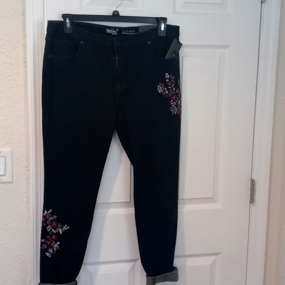 Mossimo Mid-Rise Skinny Super Stretch size16 NWT